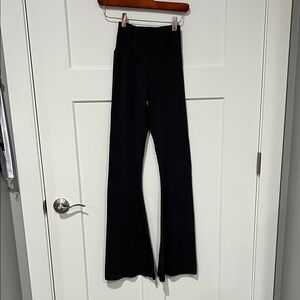 Offline by Aerie High Rise Flare Grey Legging Sz Small